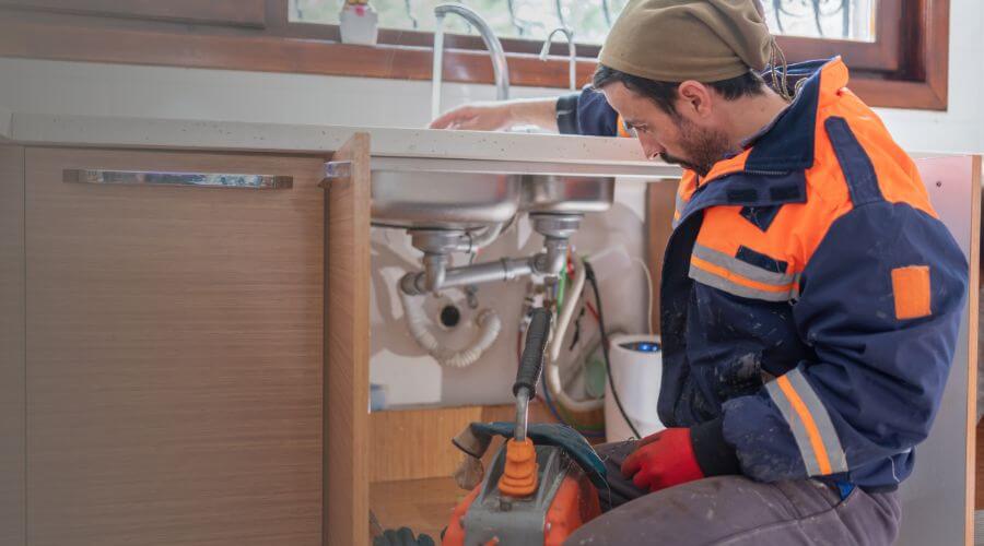Local water heater installation in Laclede, ID